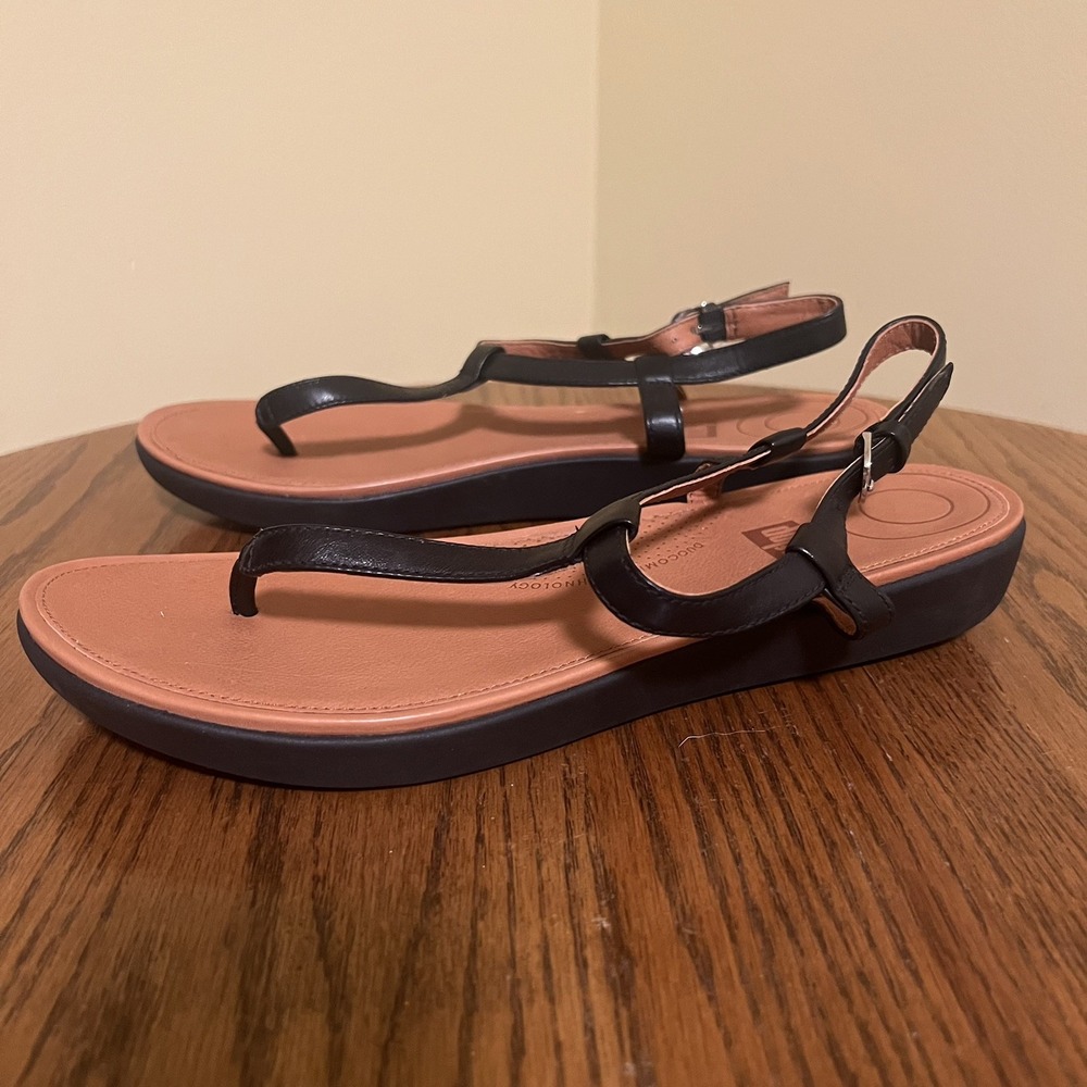 Fitflop Tia Black Leather T-Strap Ankle Strap Thong Sandals Women's Size 10